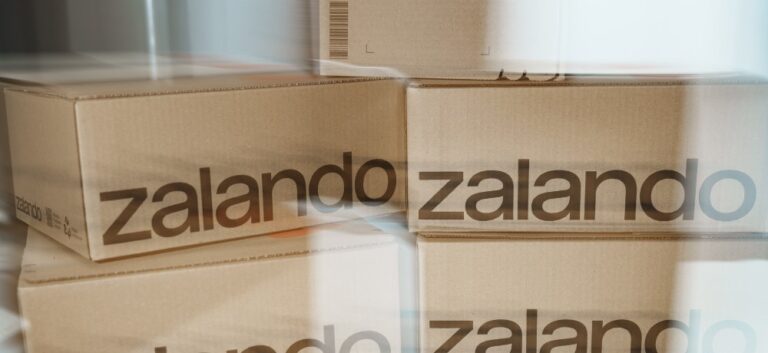 Q3 Revenues Up 26.5 percent Zalando packing boxes.