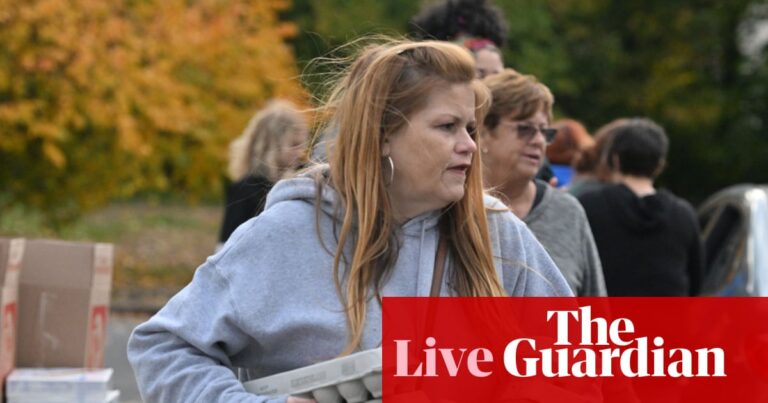 Trump administration seeks emergency pause of court order to fully fund November food stamp benefits – US politics live | US news Trump administration seeks emergency pause of court order to fully fund November food stamp benefits – US politics live | US news
